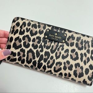 NWT Kate Spade Black Grove Street Leopard Neda Wallet